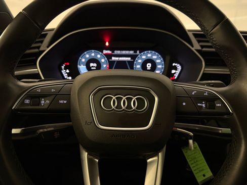 Certified 2023 Audi Q3 2.0T Premium w/ 19" Wheel Package AWD/4WD image 11
