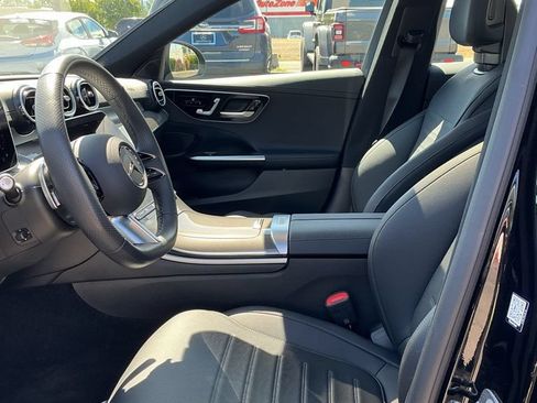 Used 2025 Mercedes-Benz C 300 4MATIC Sedan image 11