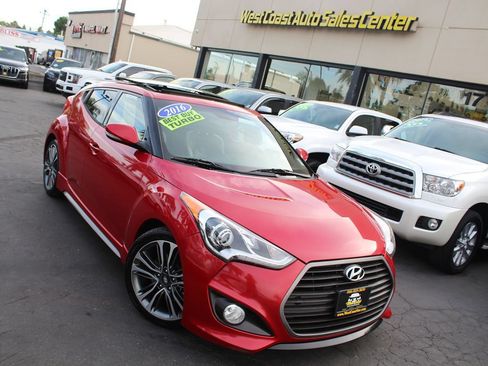 Used 2016 Hyundai Veloster Turbo w/ Option Group 04 FWD image 34