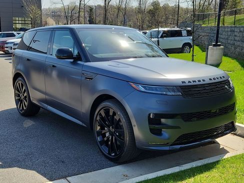 New 2026 Land Rover Range Rover Sport Dynamic SE AWD/4WD image 10