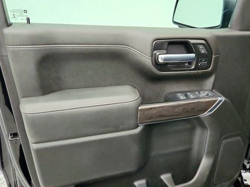 Used 2022 Chevrolet Silverado 1500 LTZ image 11