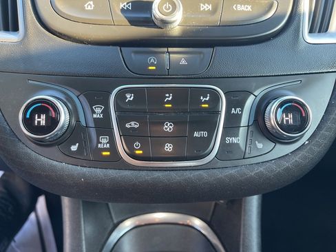 Certified 2023 Chevrolet Malibu LT image 22