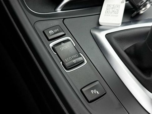 Used 2017 BMW 330i Sedan RWD image 8