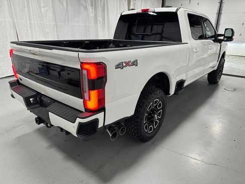 Used 2026 Ford F250 Platinum AWD/4WD image 7