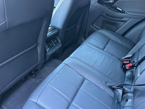 Used 2024 Land Rover Range Rover Evoque Dynamic SE image 28