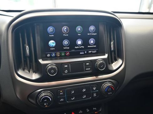 Used 2020 Chevrolet Colorado Z71 AWD/4WD image 16