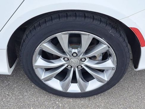 Used 2015 Chrysler 200 S w/ Navigation & Sound Group I image 28