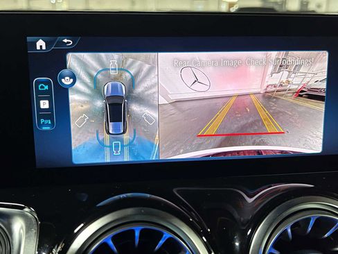 Used 2026 Mercedes-Benz GLB 250 4MATIC image 41