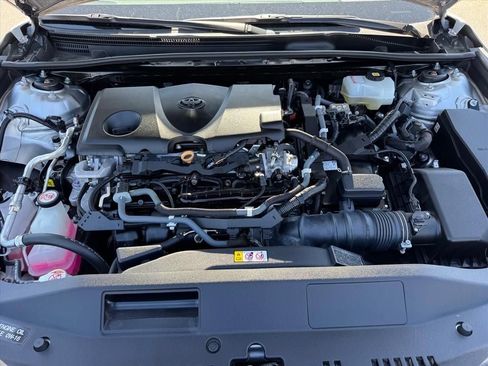 Used 2021 Toyota Camry XSE image 12