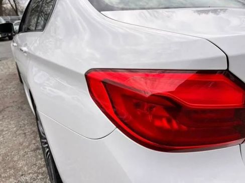 Used 2017 BMW 540i xDrive 540i xDrive Sedan 4D image 25