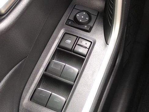 Used 2023 Toyota RAV4 XLE w/ Convenience Package FWD image 19