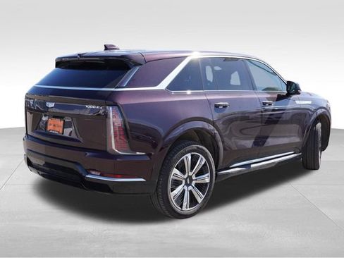Used 2025 Cadillac Escalade IQ Luxury 2 w/ LPO, Premium Carpet Package AWD/4WD image 5