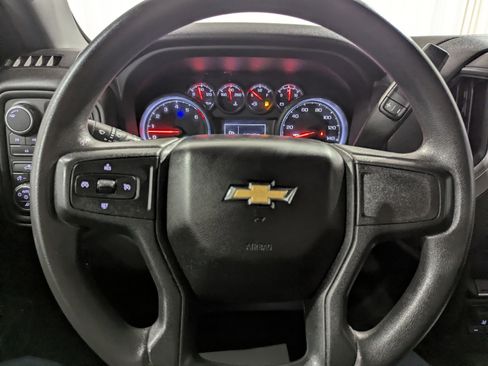 Used 2023 Chevrolet Silverado 2500 Custom w/ Custom Convenience Package image 16