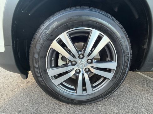 Used 2017 Honda Pilot EX image 26