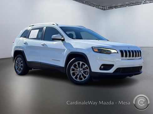 Used 2019 Jeep Cherokee Latitude Plus image 2