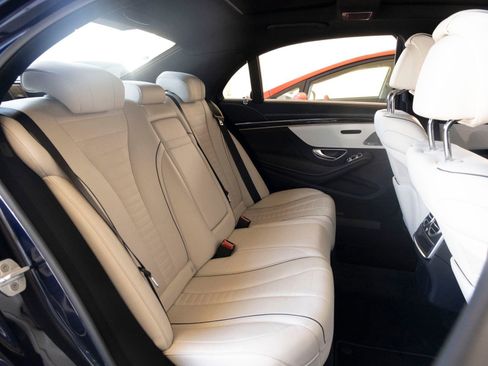 Used 2016 Mercedes-Benz S 550 Sedan image 23