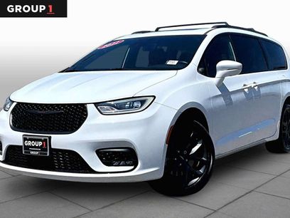 Used 2021 Chrysler Pacifica Limited