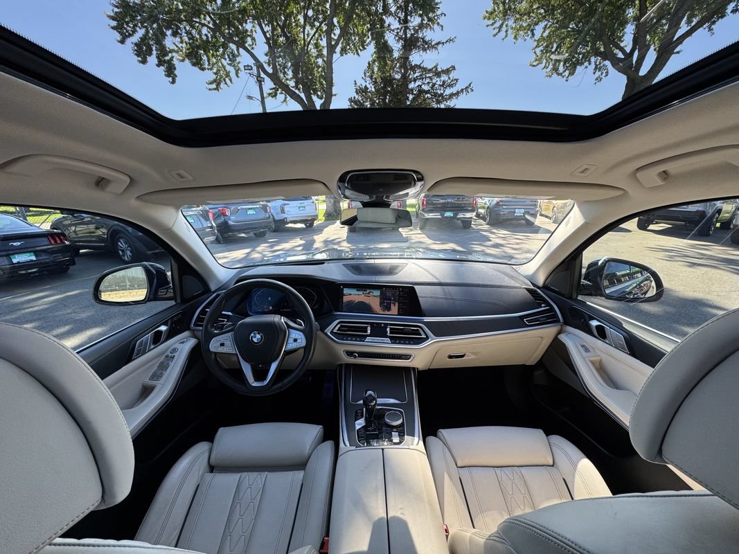 Used 2020 BMW X7 xDrive40i w/ Premium Package AWD/4WD image 11