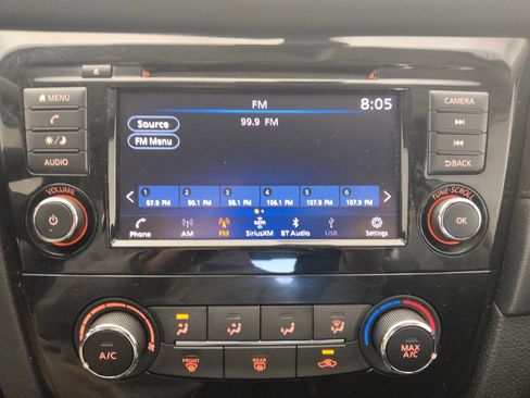 Used 2019 Nissan Rogue S w/ Special Edition Package image 25