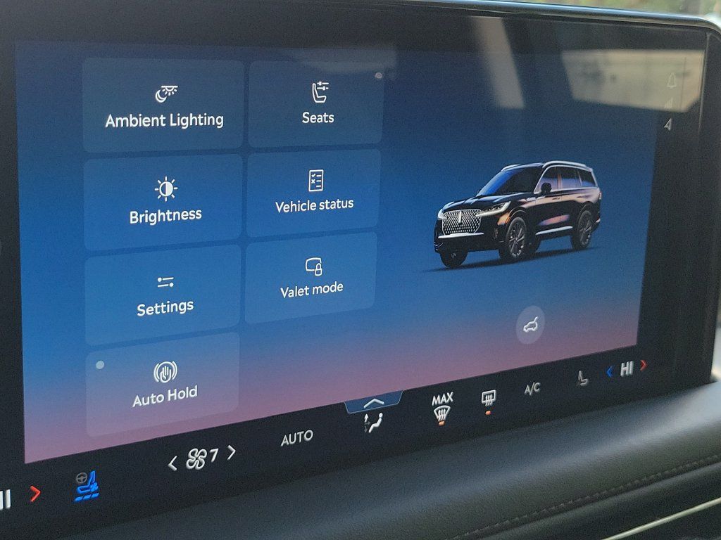 Used 2025 Lincoln Aviator Reserve w/ Jet Appearance Package RWD image 27