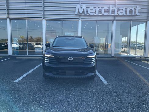 Certified 2025 Nissan Kicks SR image 3