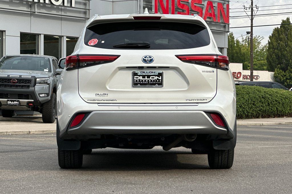 Used 2021 Toyota Highlander Platinum AWD/4WD image 8