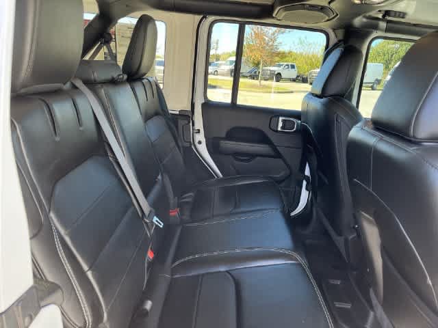 Used 2021 Jeep Wrangler Unlimited Sahara w/ Cold Weather Group AWD/4WD image 17