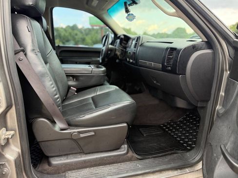 Used 2012 GMC Sierra 1500 SLE w/ Regional Value Package RWD image 17