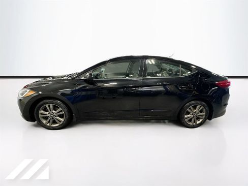 Used 2018 Hyundai Elantra Value Edition FWD image 8