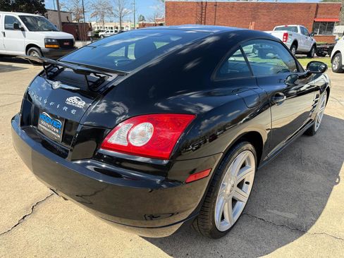 Used 2005 Chrysler Crossfire Coupe image 5
