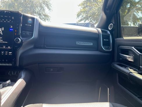Used 2021 RAM 2500 Laramie AWD/4WD image 7