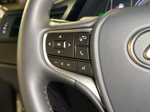 Certified 2025 Lexus ES 300h w/ Premium Package image 22