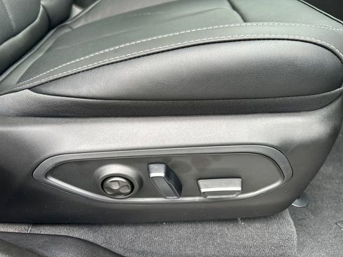 New 2026 Jeep Grand Cherokee Limited AWD/4WD image 34