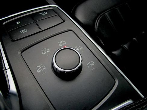 Used 2016 Mercedes-Benz GLE 350 4MATIC image 26