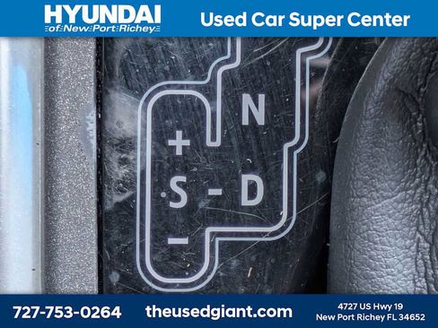 Used 2015 Toyota Camry LE FWD image 24