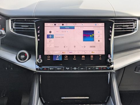 New 2026 Jeep Grand Wagoneer L Limited AWD/4WD image 17