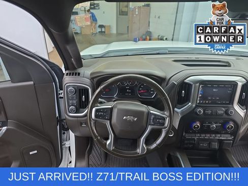 Used 2021 Chevrolet Silverado 1500 LT Trail Boss w/ Convenience Package II AWD/4WD image 14
