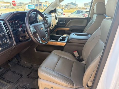 Used 2016 Chevrolet Silverado 1500 LTZ w/ LTZ Plus Package image 9