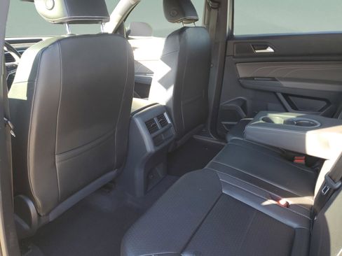 Used 2019 Volkswagen Atlas SEL FWD image 9
