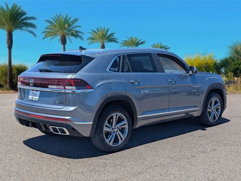 Used 2024 Volkswagen Atlas Cross Sport SEL R-Line AWD/4WD image 6