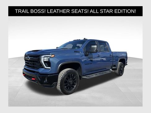 Used 2025 Chevrolet Silverado 2500 LT w/ Trail Boss Package image 1
