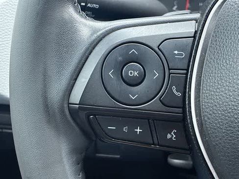 Used 2022 Toyota Corolla SE FWD image 24