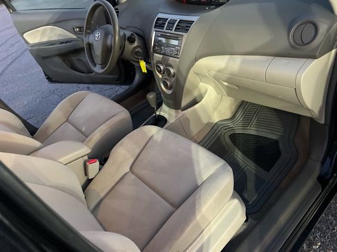 Used 2012 Toyota Yaris Sedan image 18