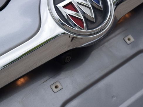 Used 2019 Buick Envision Essence FWD image 15