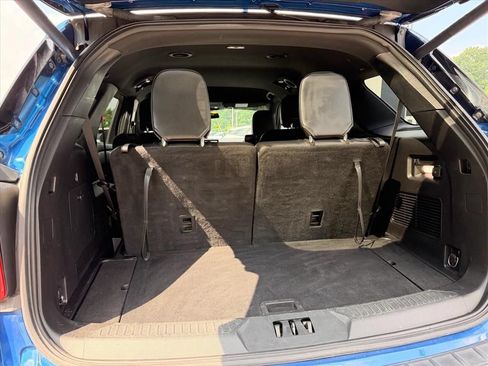 Used 2020 Ford Explorer XLT w/ Equipment Group 202A AWD/4WD image 29