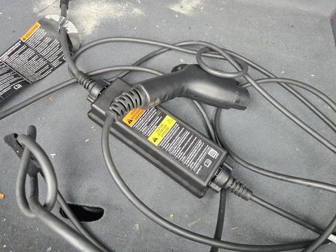 Used 2020 Chevrolet Bolt LT image 18