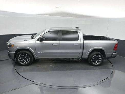 Used 2025 RAM 1500 Laramie AWD/4WD image 43