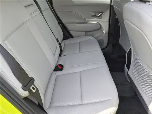 Used 2025 Hyundai Kona Limited FWD image 20