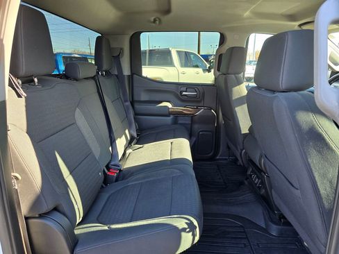Used 2020 GMC Sierra 1500 SLE w/ SLE Value Package image 12