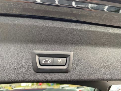 Used 2023 BMW X3 xDrive30i w/ Convenience Package image 6